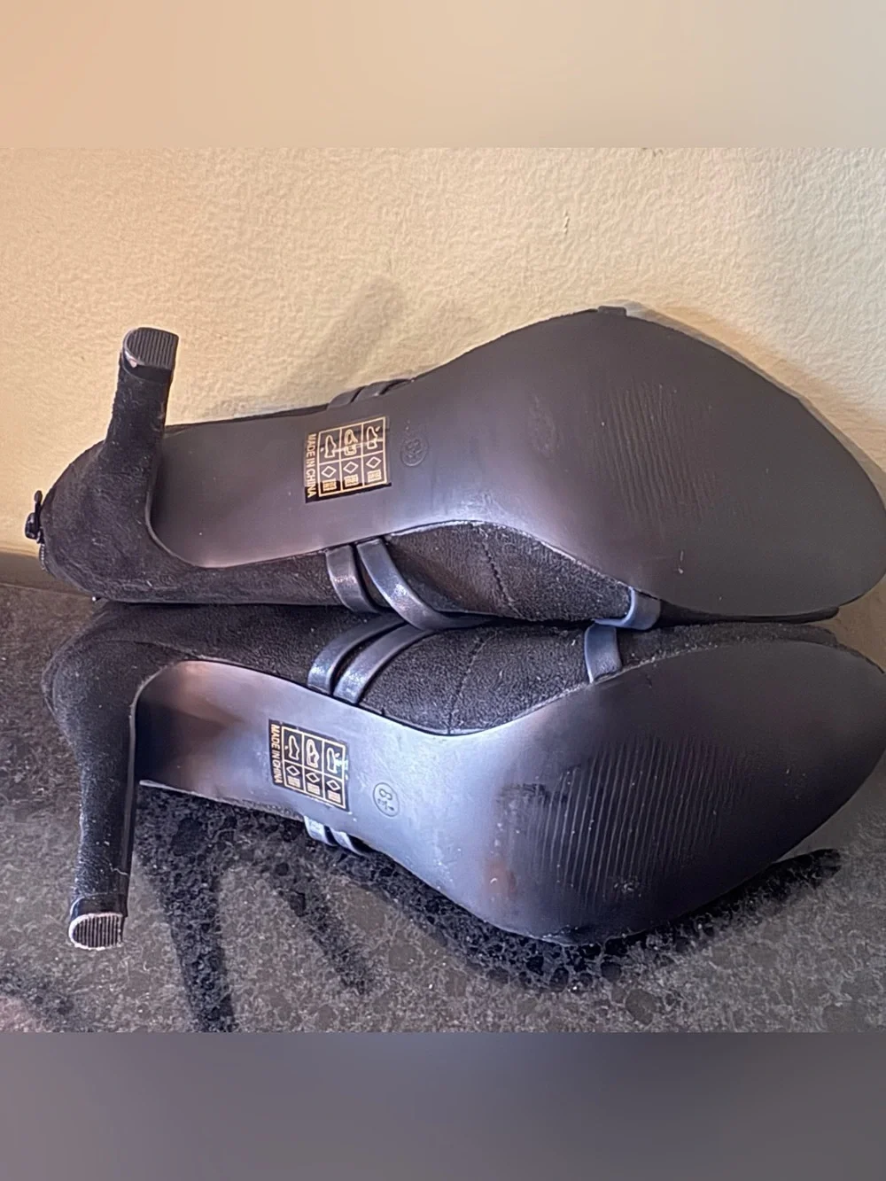 Journee Collection high heel